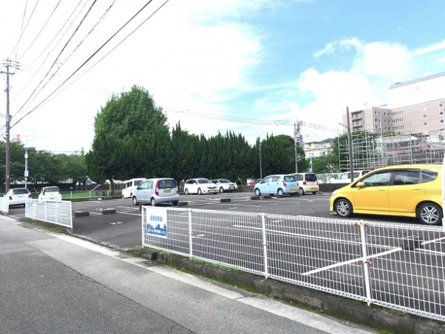 吉田駐車場画像