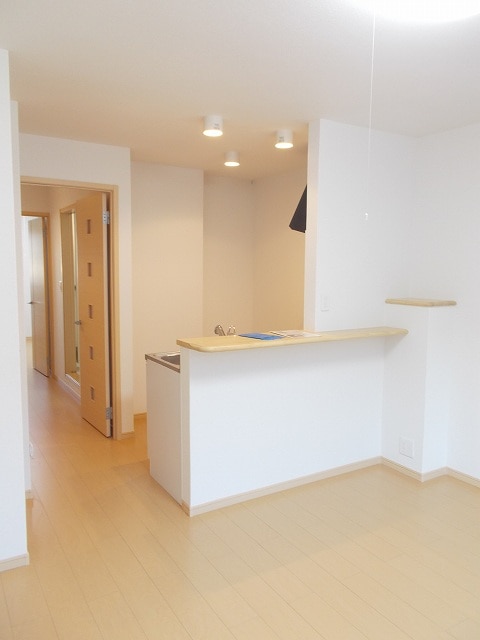 アストロ 1LDK・・・201号室画像