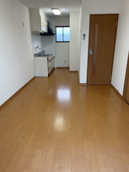 プラウド川原崎