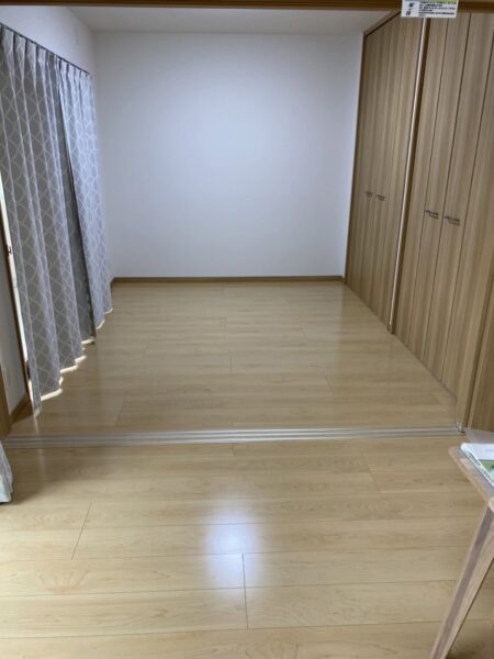 ユーミー岡富　2LDK