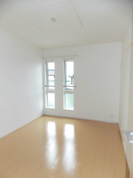 ファミール旭ヶ丘C　2LDK・・・203号室