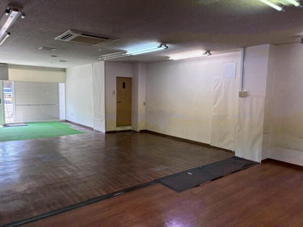 山本ビル1号室
