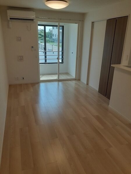 パールリバー アイランド2号館・・・103号室