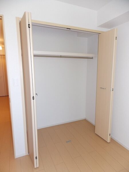 アガパンサス 　2LDK・・・202号室