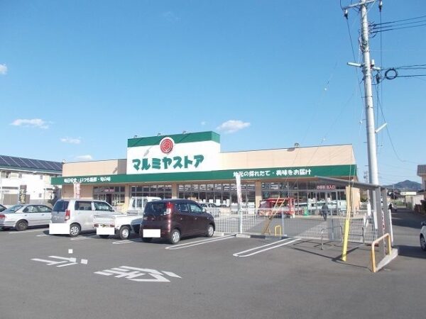 ゼファーしるく　2LDK・・・202号室