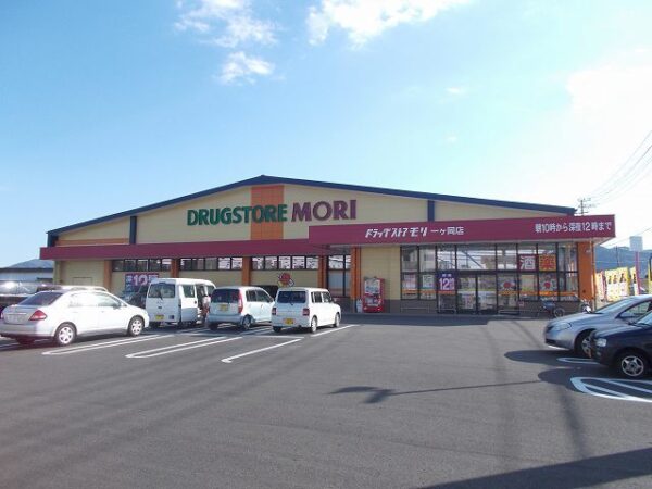 ゼファーしるく　2LDK・・・202号室