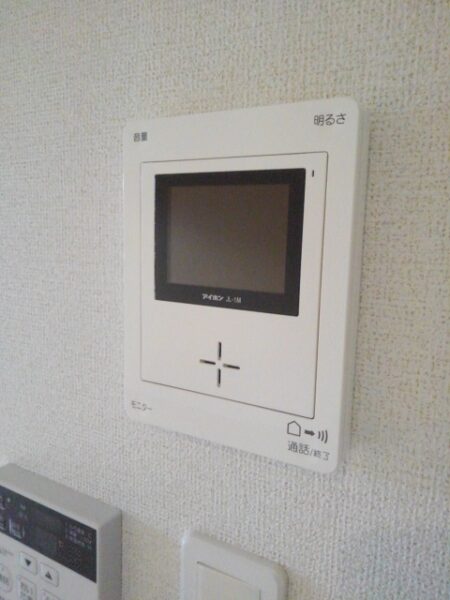 ゼファーしるく　2LDK・・・202号室