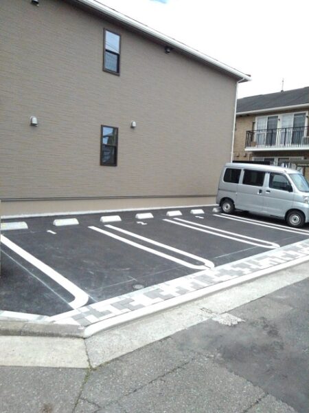 フルール ド プリュヌ・・・203号室