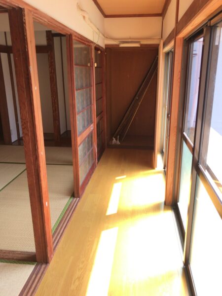 今津貸家