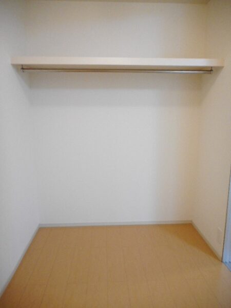 メゾン　ヒル　サンリット・・・101号室