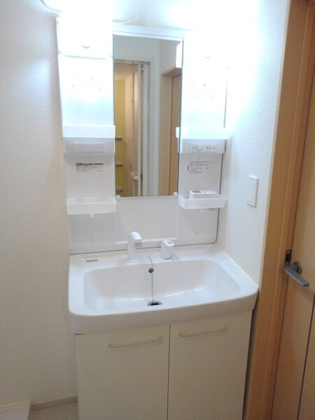 センチュリーハウス　1LDK・・・201号室