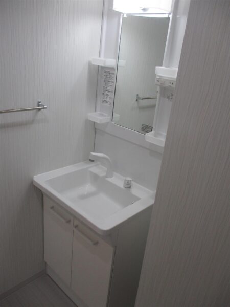 Sunlight春日　1R+ﾛﾌﾄ