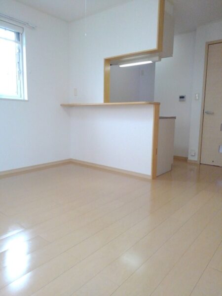 フレスクーラ　1LDK・・・203号室