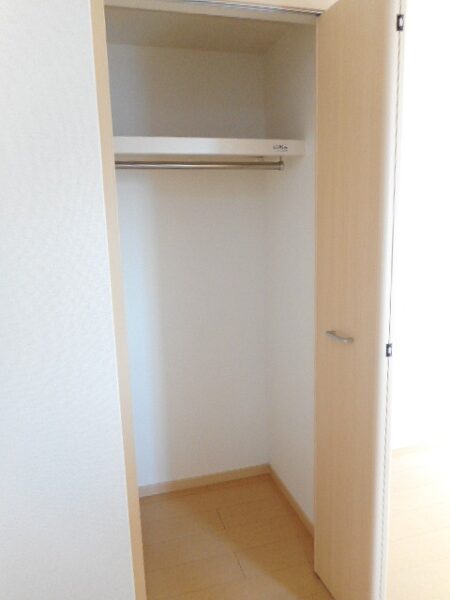 フレスクーラ　1LDK・・・203号室