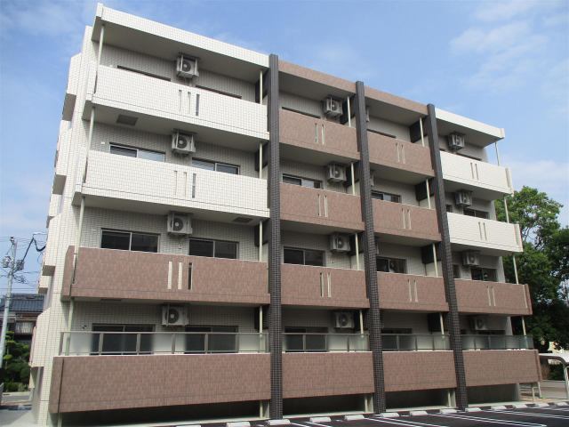 グッドウィル彩　2LDK