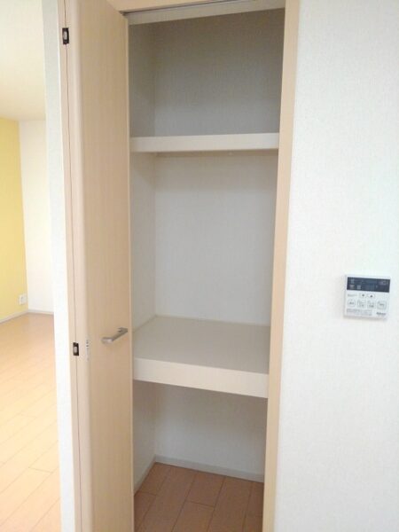 ブローテ　1LDK・・・201号室