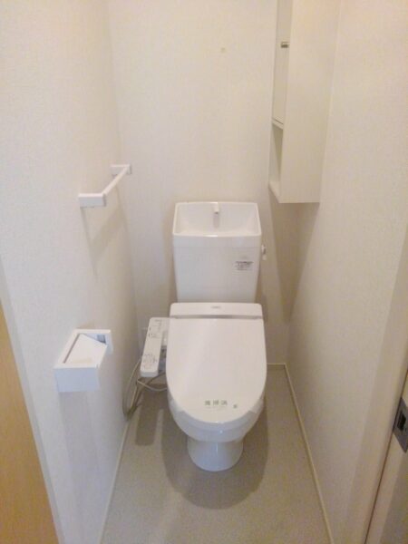 ベル・イースト  1LDK・・・201号室