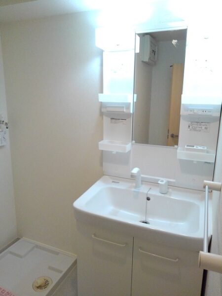 ブローテ　1LDK・・・201号室