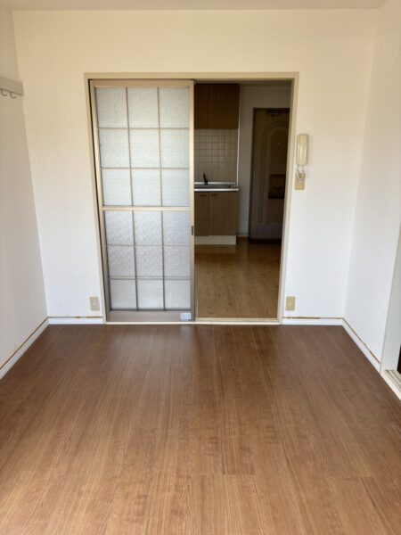 セフィーラ川島・・・205号室