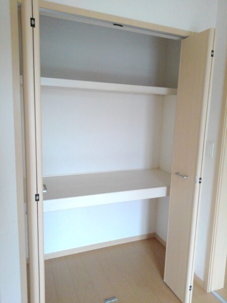 ファミール旭ヶ丘Ｂ　2LDK・・・203号室