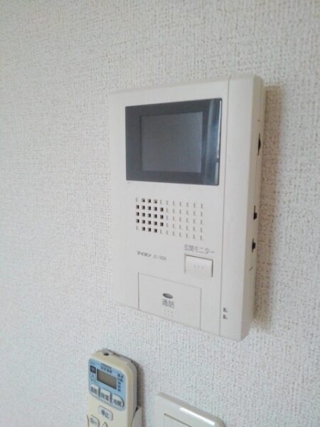 ファミール旭ヶ丘Ｂ　2LDK・・・203号室