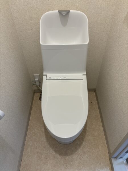 ルナール川島