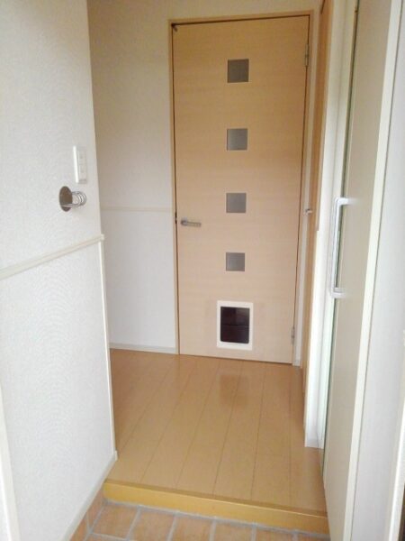 ゼファーしるく　2DK・・・101号