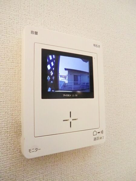 ゼファーしるく　2DK・・・101号