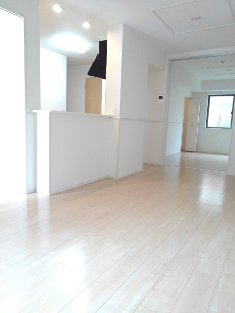 エレガンシア・デーアYⅡ・・・104号室画像