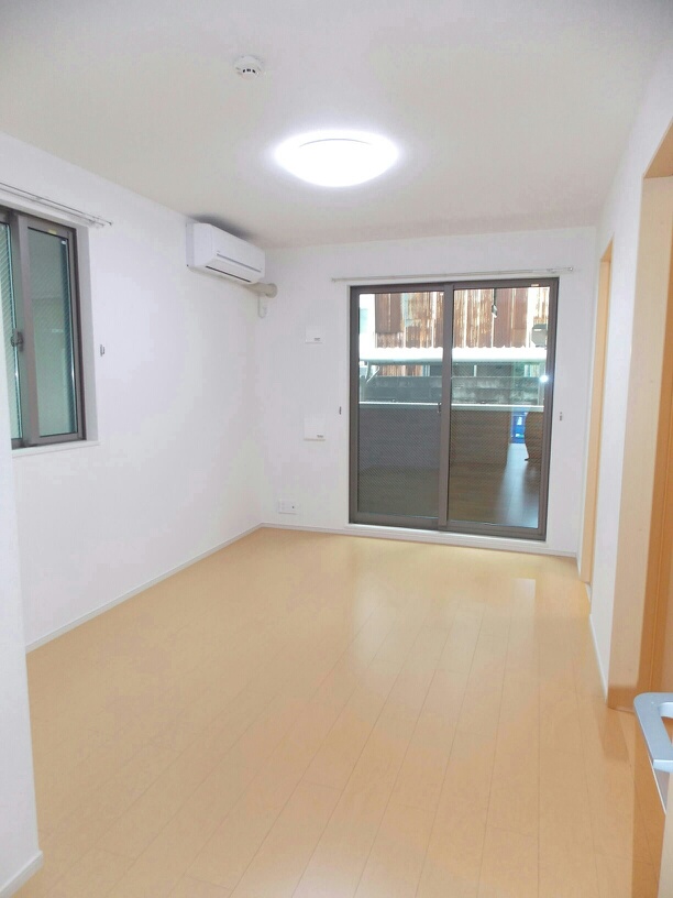レジェンド春日　1LDK・・・201号室画像