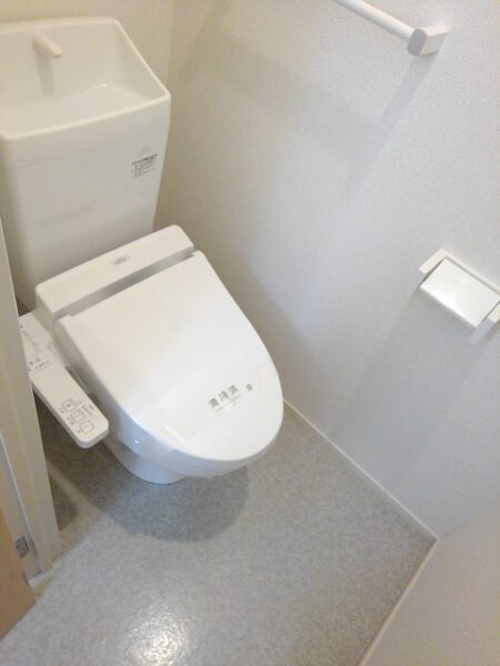 エレガンシア・デーアYⅡ・・・104号室