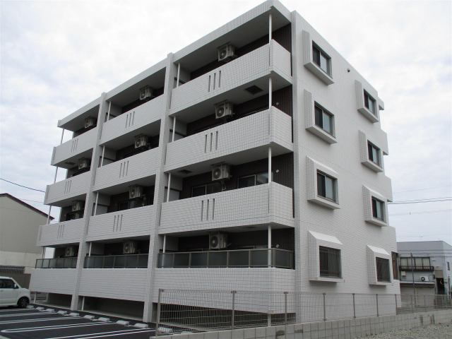 リバージュカスガ