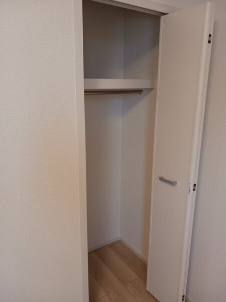 バリエンテ M　1LDK・・・204号室