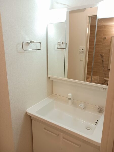 バリエンテ M　1LDK・・・204号室