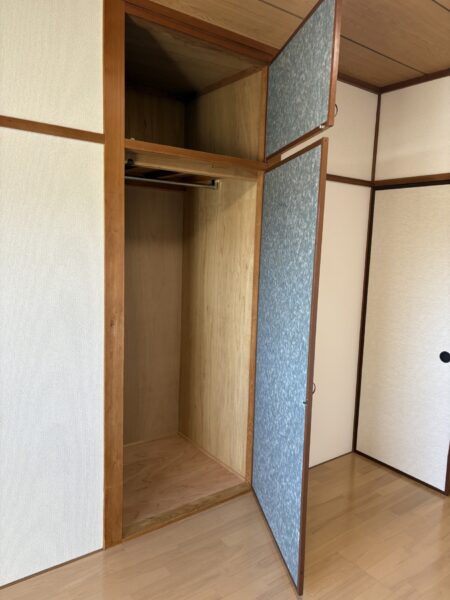 ロイヤルハイツ福井（中部屋）