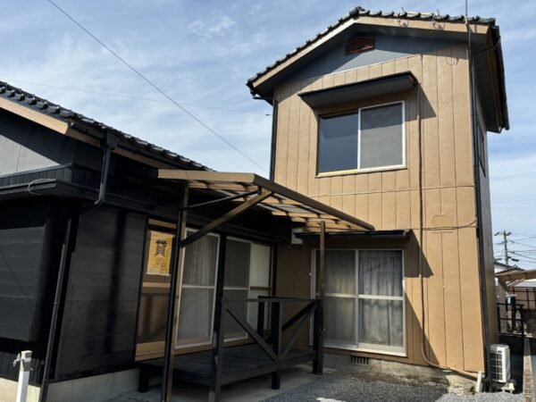 野地町6丁目貸家