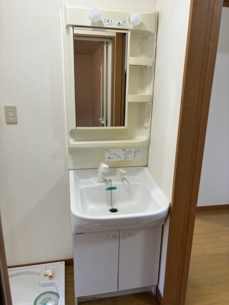 コーポにししな