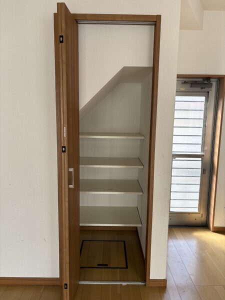 土々呂町4丁目貸家
