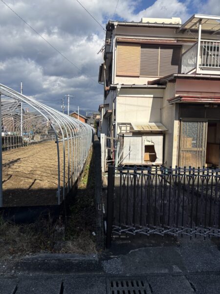 川原崎　中古物件　一部リフォーム済み（風呂、トイレ、洗面台）