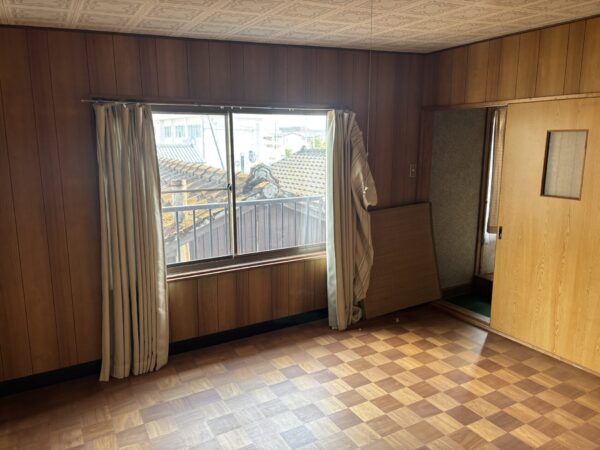 川原崎　中古物件　一部リフォーム済み（風呂、トイレ、洗面台）