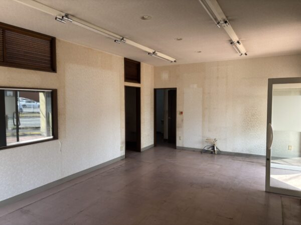 【店舗兼住宅】安賀多町2丁目　3階建　住宅+店舗