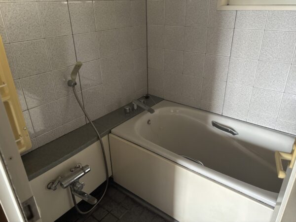 【店舗兼住宅】安賀多町2丁目　3階建　住宅+店舗