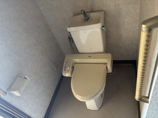【店舗兼住宅】安賀多町2丁目　3階建　住宅+店舗