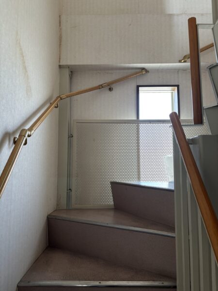 【店舗兼住宅】安賀多町2丁目　3階建　住宅+店舗