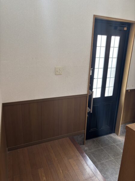 若葉町中古住宅　3LDK　駐車場2台　(仲介手数料0円)