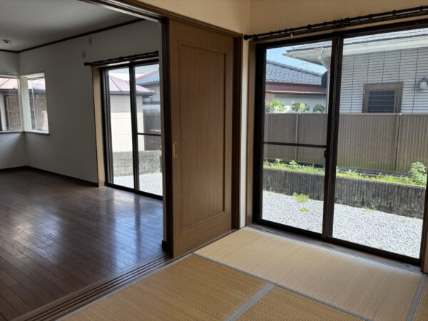若葉町中古住宅　3LDK　駐車場2台　(仲介手数料0円)