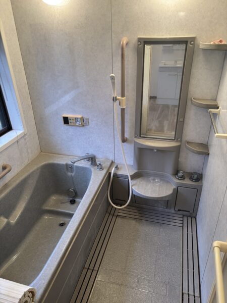 若葉町中古住宅　3LDK　駐車場2台　(仲介手数料0円)