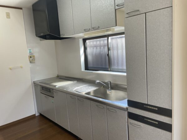 若葉町中古住宅　3LDK　駐車場2台　(仲介手数料0円)
