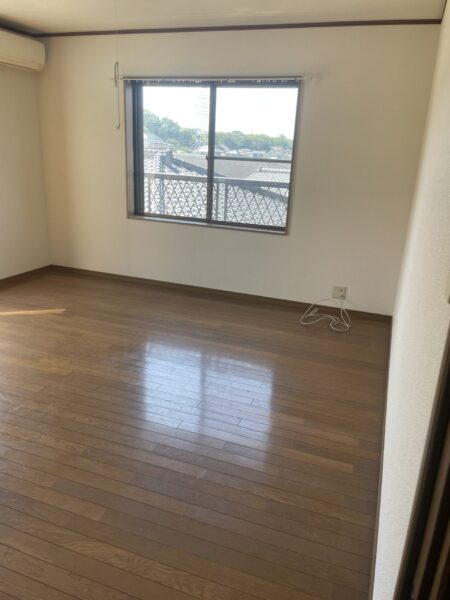 若葉町中古住宅　3LDK　駐車場2台　(仲介手数料0円)
