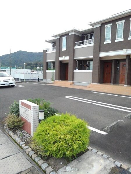 ダイバー館　2LDK・・・203号室